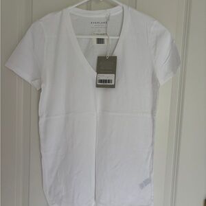 COPY - Everlane Cotton White V-Neck Tee